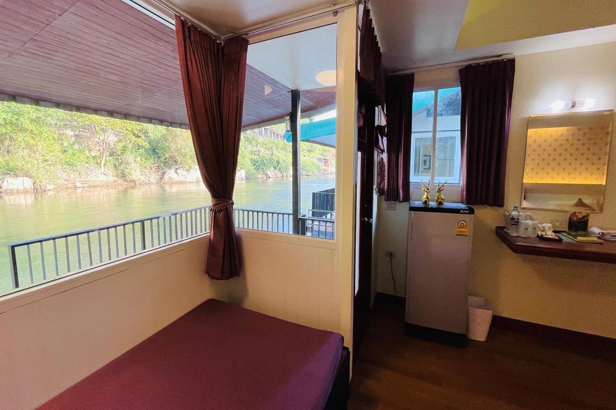 Baan Rim Kwai Paerimnam Resort Kanchanaburi Exterior foto