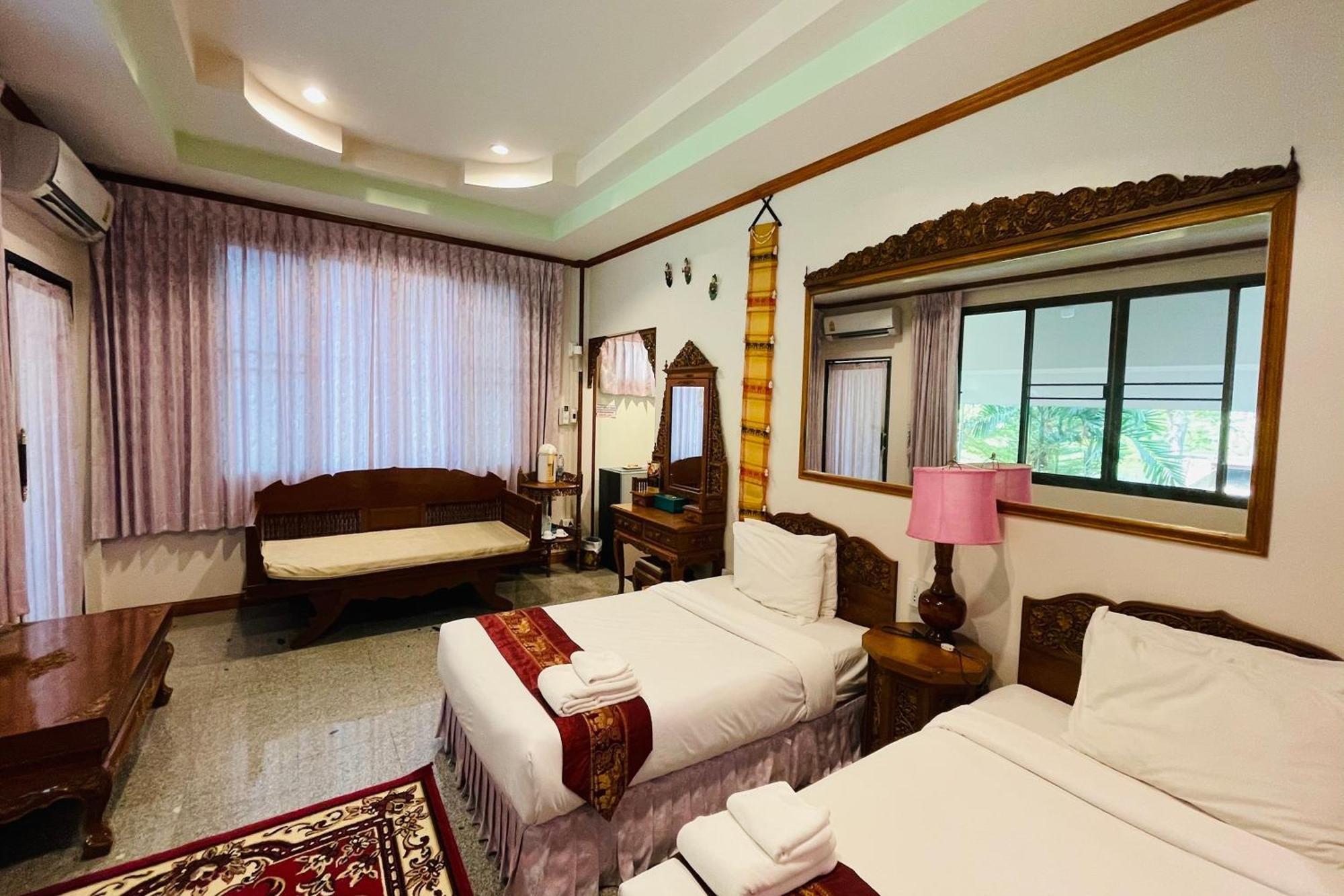 Baan Rim Kwai Paerimnam Resort Kanchanaburi Exterior foto