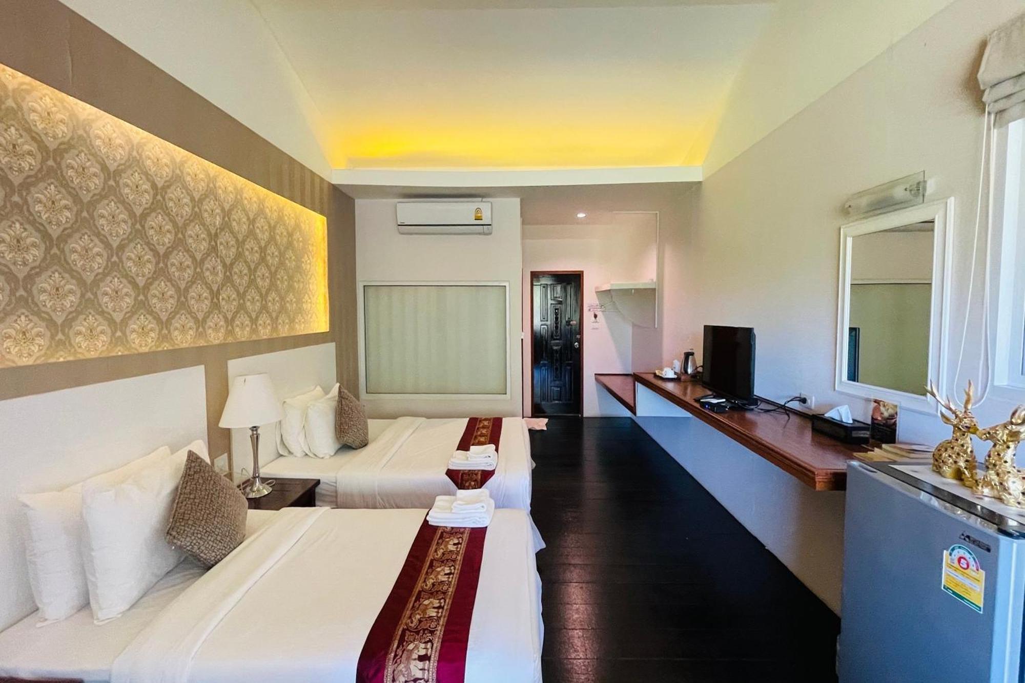 Baan Rim Kwai Paerimnam Resort Kanchanaburi Exterior foto