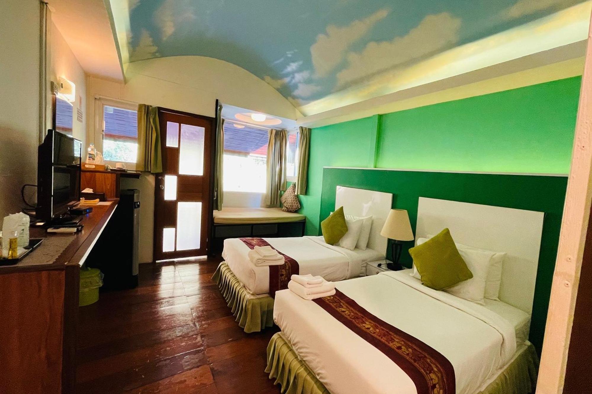 Baan Rim Kwai Paerimnam Resort Kanchanaburi Exterior foto