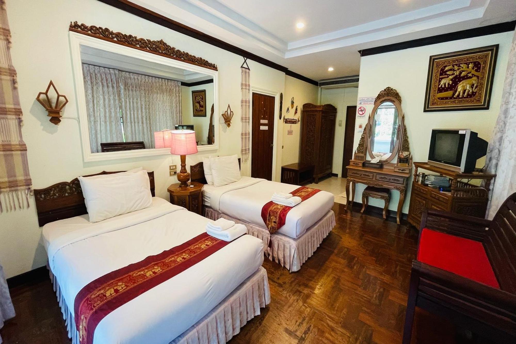 Baan Rim Kwai Paerimnam Resort Kanchanaburi Exterior foto